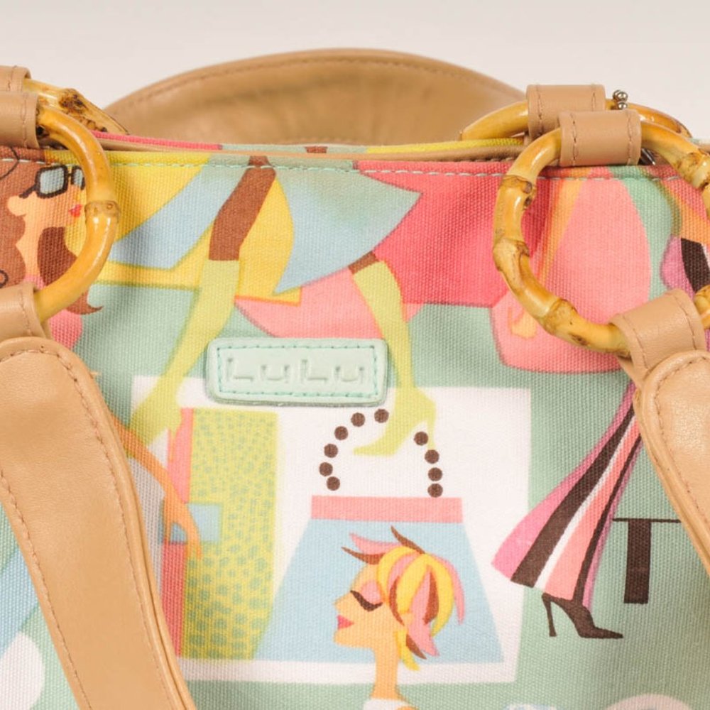 Lulu Printed Fabric Purse with beaded detail {EX+} - Picture 3 of 9